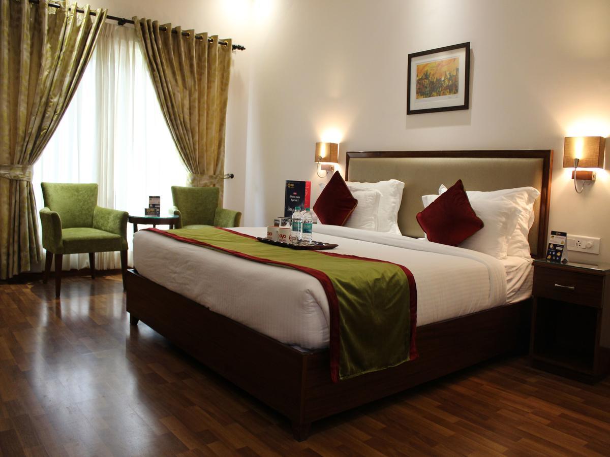 Oyo 2531 Hotel Una Comfort Misty Oak Nainital Eksteriør bilde